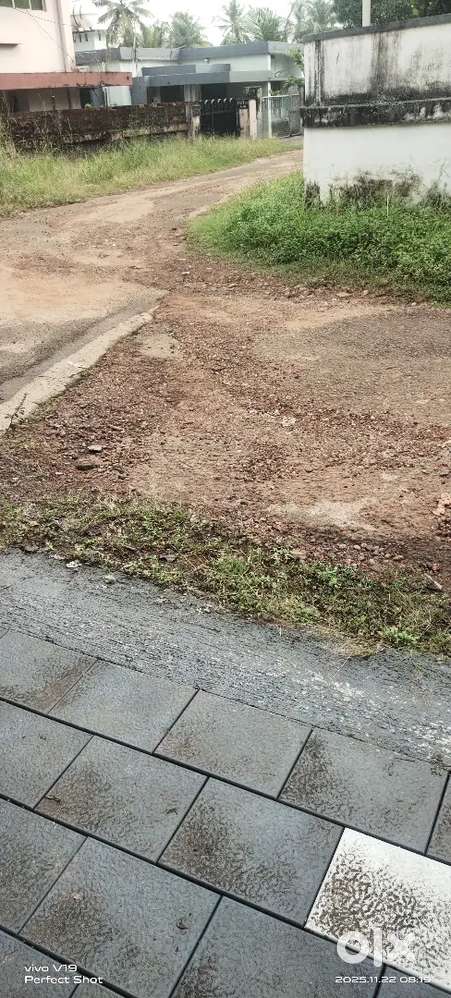 Chevarambalam 8 cent plot for sale asking price is 10 lakh per cent