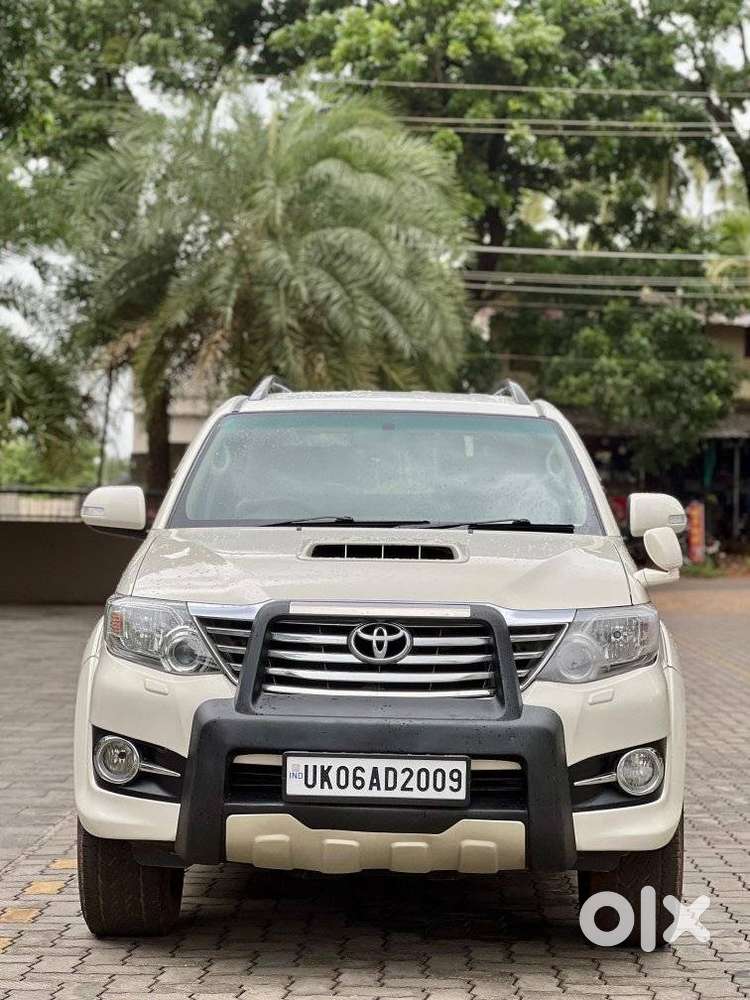 Toyota Fortuner 3.0 4X2 MT, 2014, Diesel