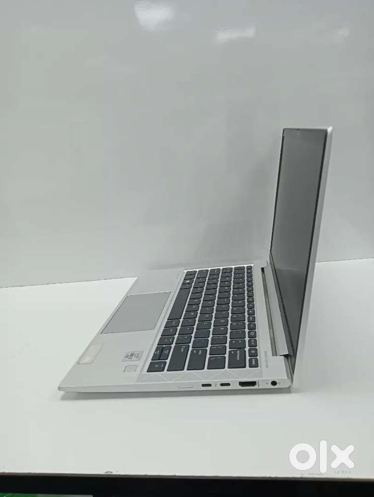 HP Elitebook 830G7 i5 10th gen 16Gb /256Gb $ 25000 like new condition