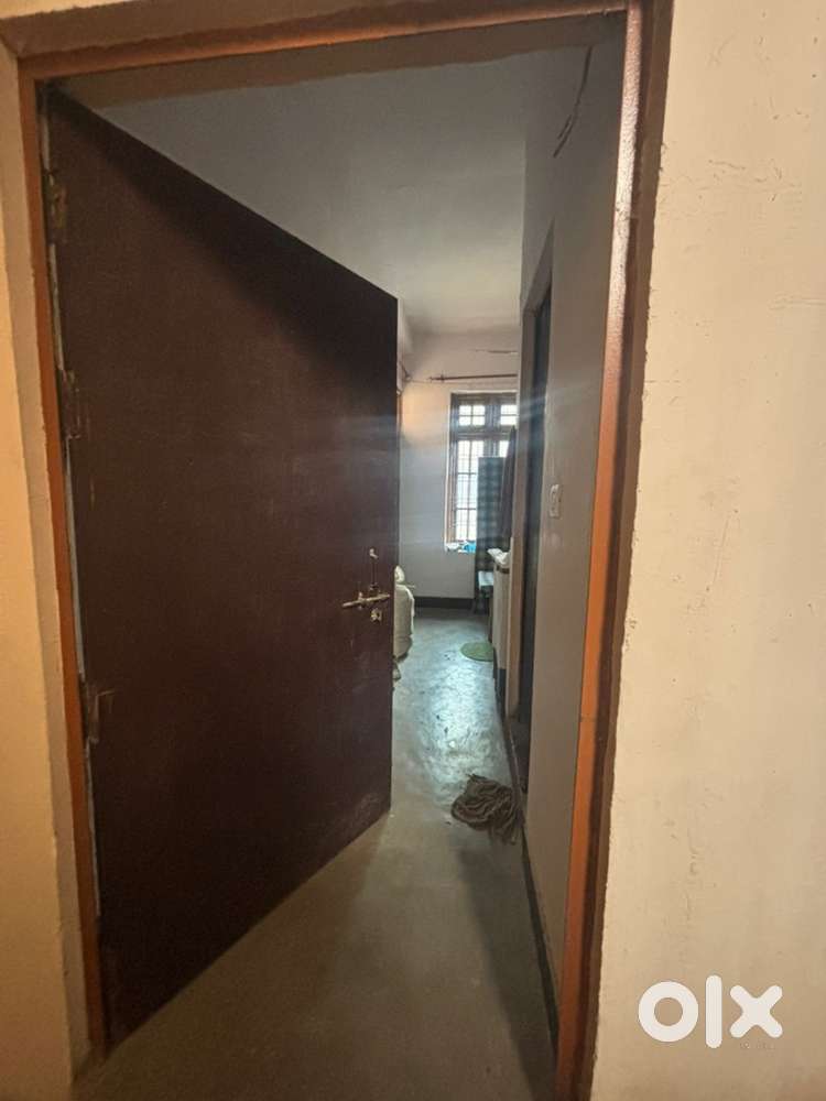 1BHK Room Available For Rent