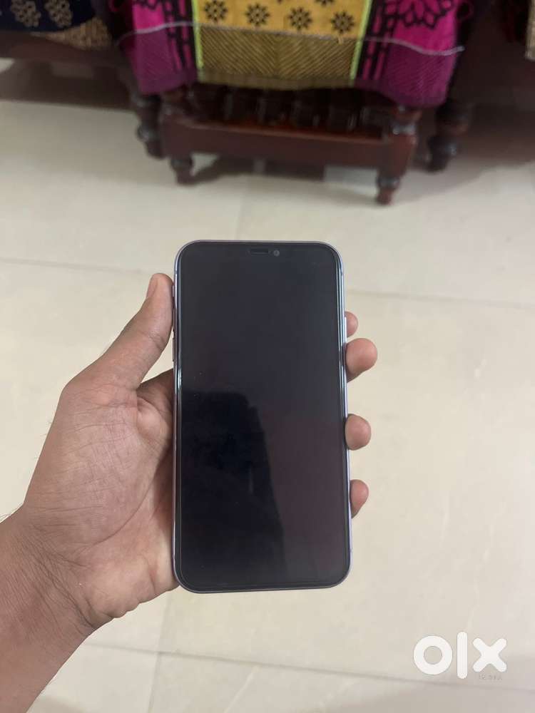 Iphone 11 price 18000