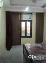 Need a girl roommate