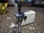 Meat blender