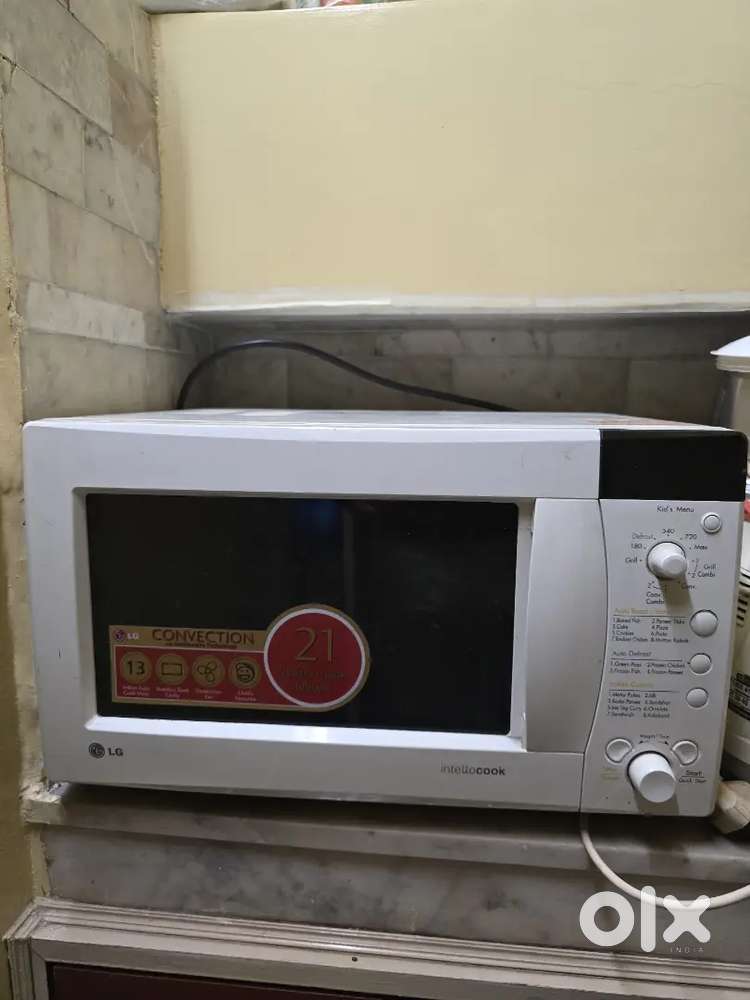 Microwave Oven