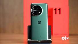 OnePlus 11 Green Color