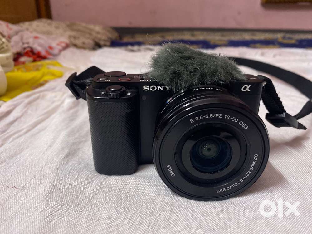 SONY ZV E-10 MIRRORLESS CAMERA