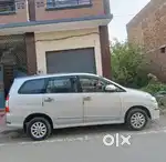 Toyota Innova 2014