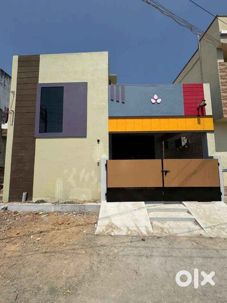 Near walajapet bus stand