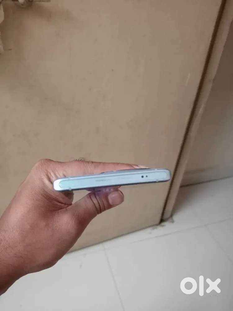 X90 12/256 Blue condition  100%