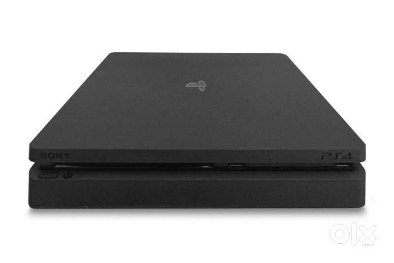 PS4 SLIM GOOD CONDITION