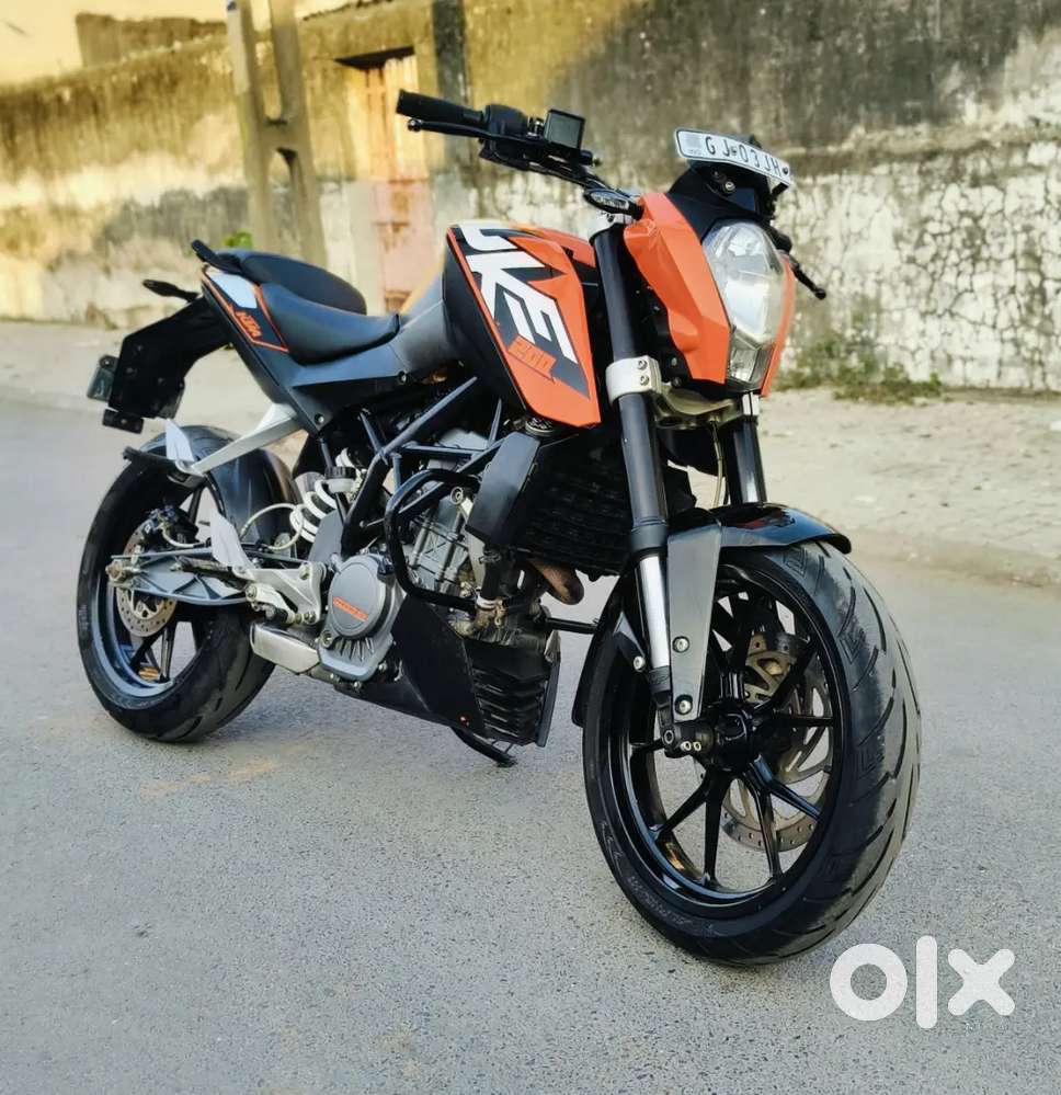 Mahadev bikes rajkot 80 feet road Laxmiwadi main road opp anand bakery