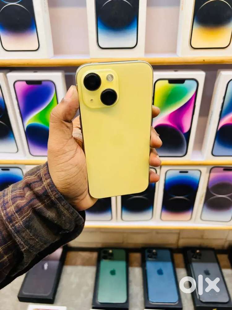 iPhone refurbished available