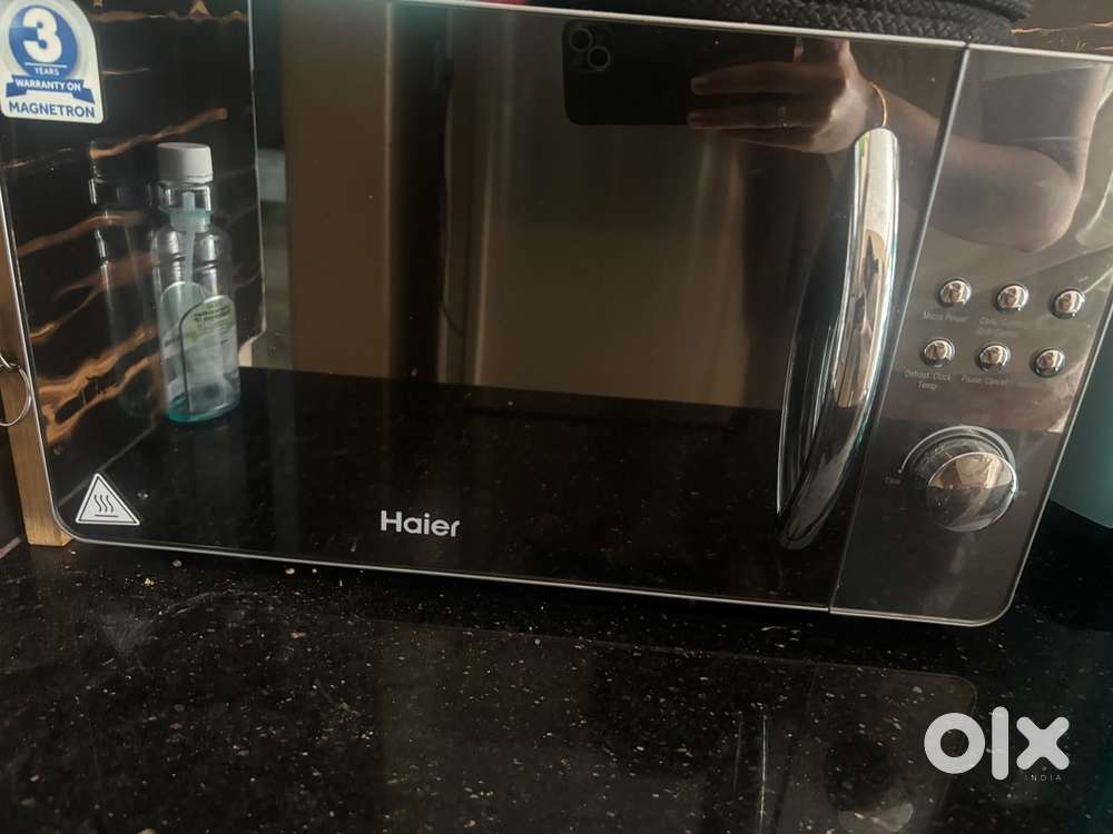 Microwave oven 3years old