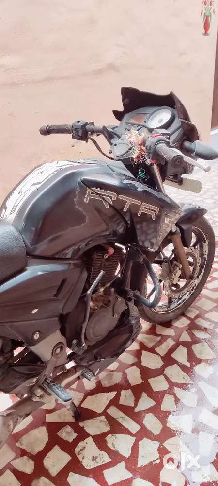 Apache rtr 180 cc