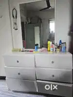 Dressing Table With Drawers