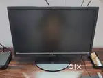 Computer Monitor almost unused 28 inches