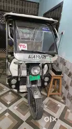 MAYURI E - RICKSHAW STEEL BODY