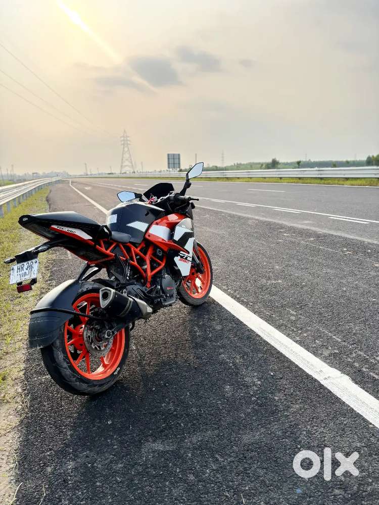 Rc390 bs4 all original Brand new condition