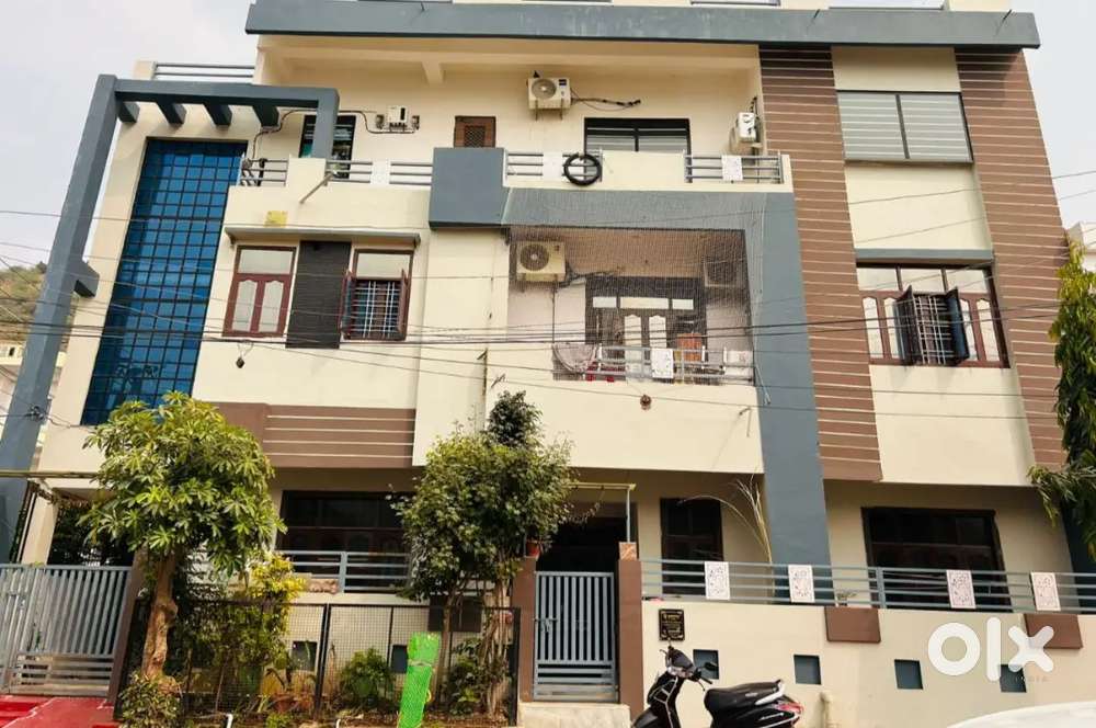 Only pure vegetarian family allow