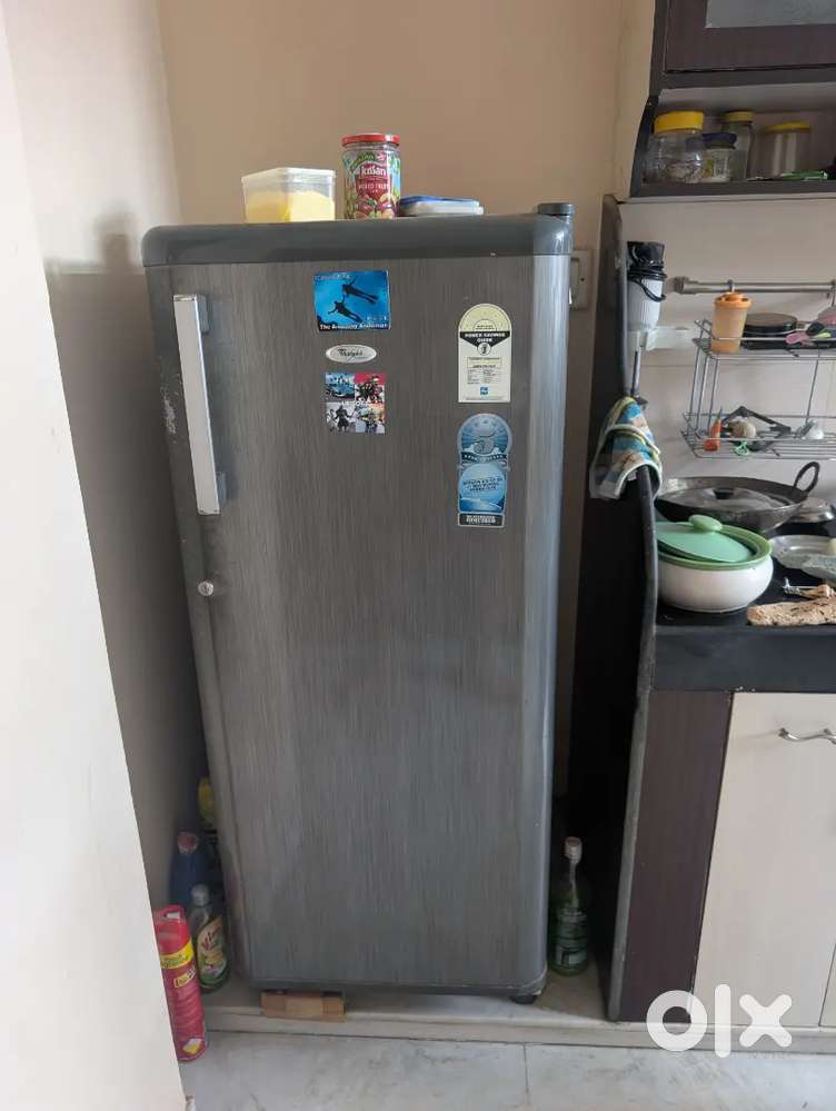Whirlpool Fridge 230 litres