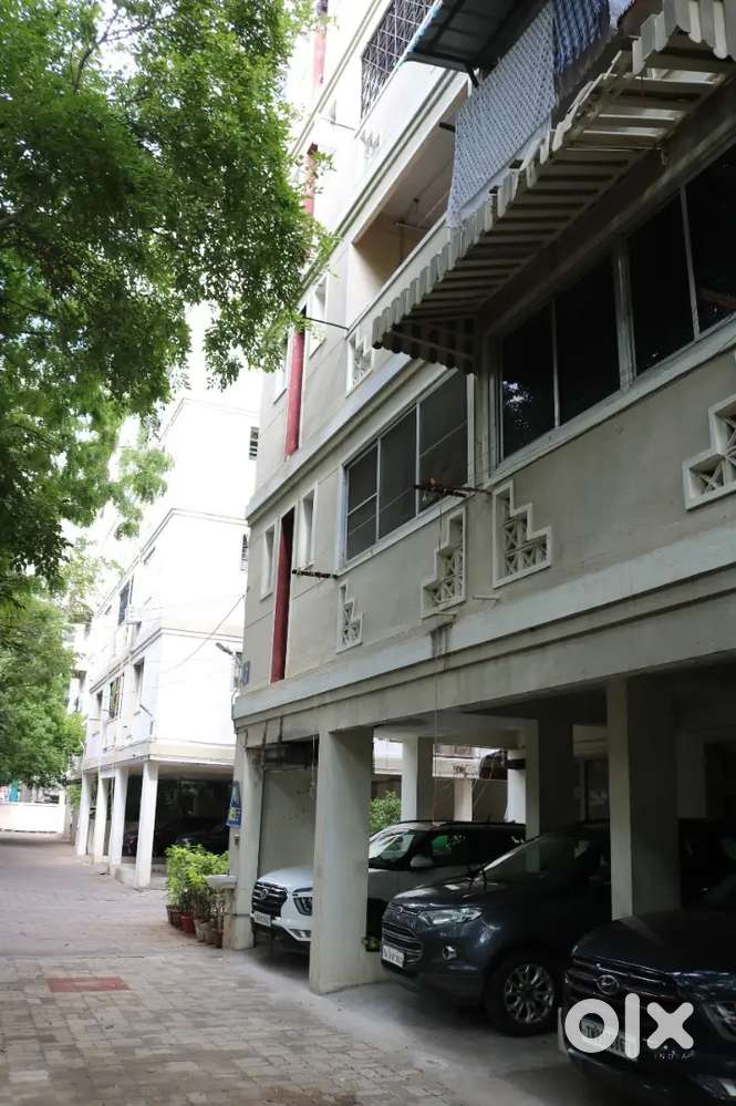 T. Nagar 4 BHK Duplex Flat Bank Property