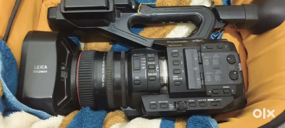 Panasonic ux90 4K camera good condition like a new
