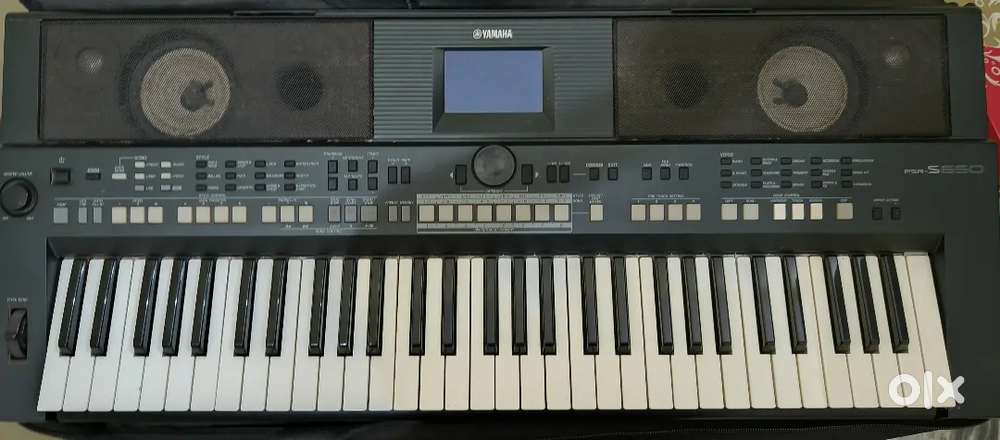 Yamaha PSR-S650