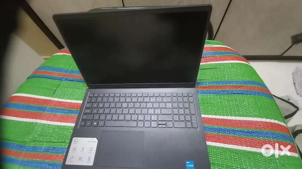 Laptop with acessories