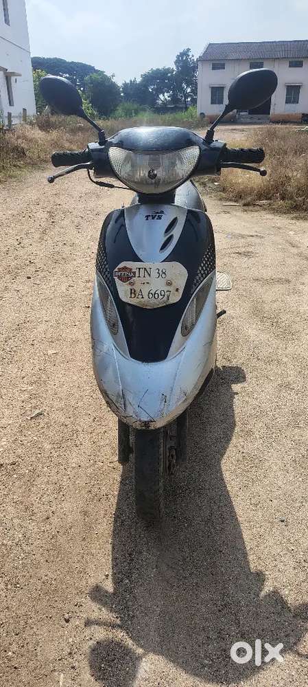 Good condition  scooty self indicator all running