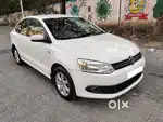 Volkswagen Vento 2010-2013 Petrol Highline, 2011, Petrol