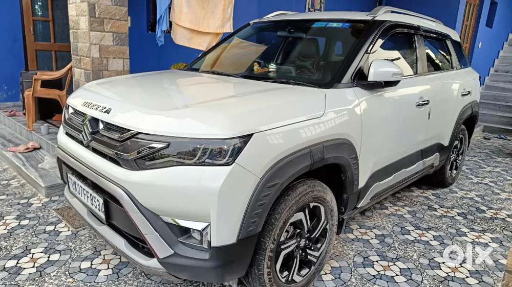 Maruti Suzuki Brezza Sep 2022 model. Petrol Smart hybried.