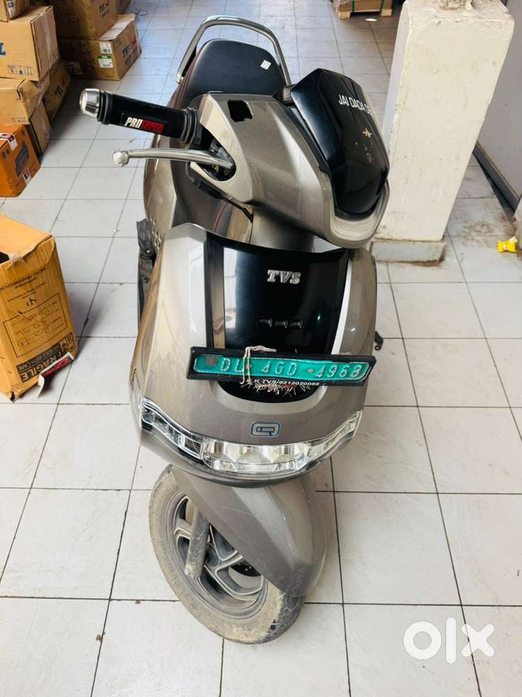 Tvs iqube under warranty in excellent condition second owner