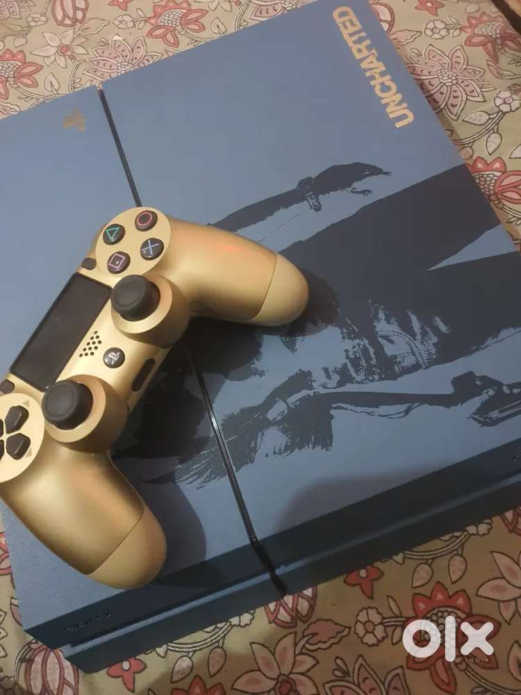 SONY PS4 FAT 1 TB ALL ORIGINAL LIKE NEW CONDITION