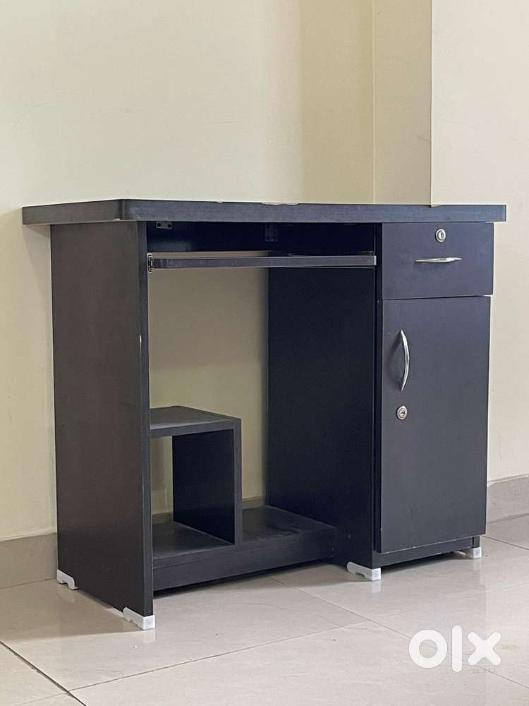 Sturdy Wooden Study Table – Perfect for Home & Office Use