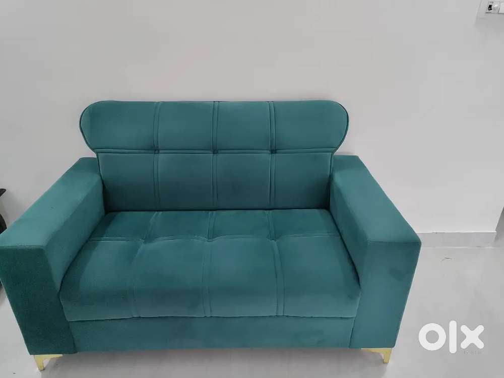 Sofa set 5 seater one year old