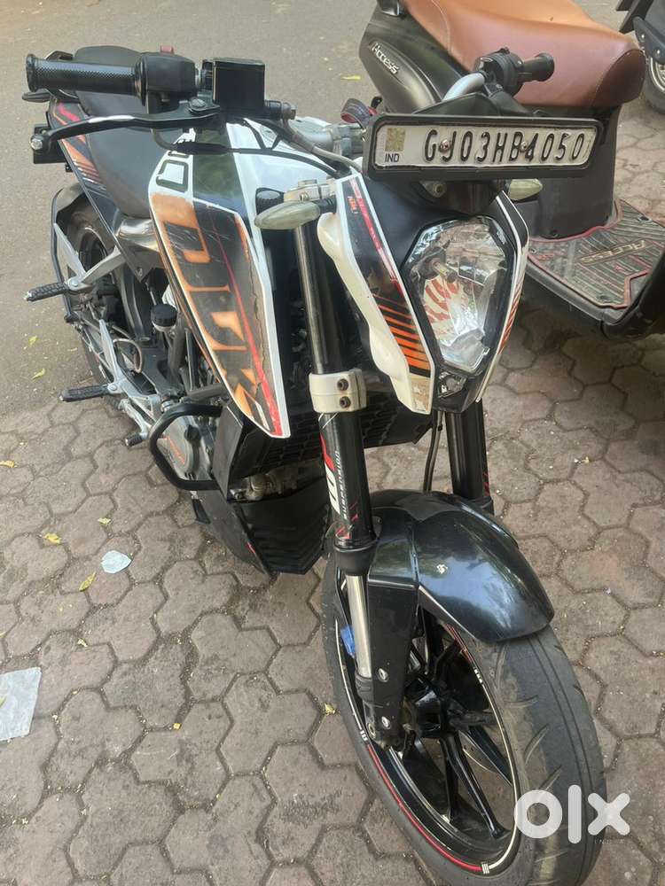 KTM DUKE 200