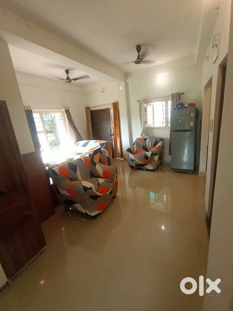 Rajarhat chowmatha 1 BHak 2 ToiletFlat for rent