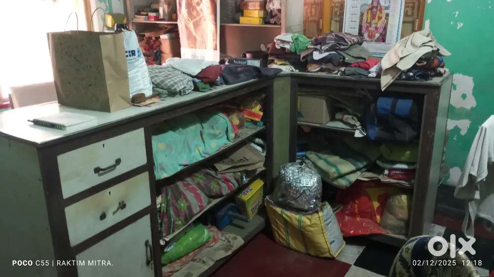 L-Shaped Wooden Retail Counter