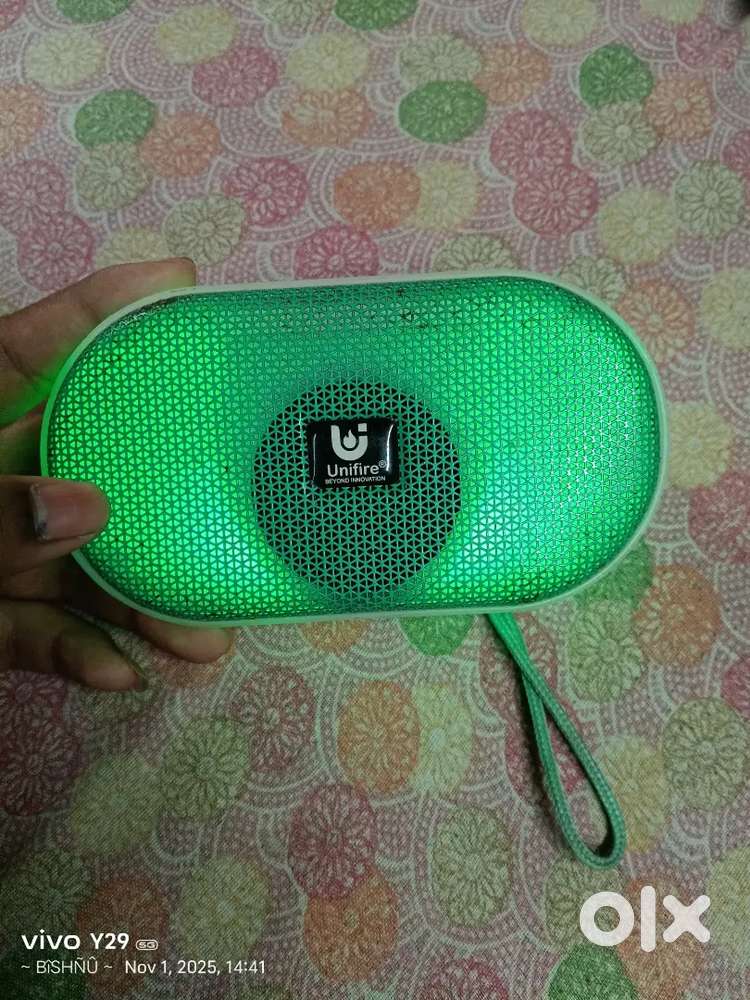 UNIFIRE Bluetooth speaker