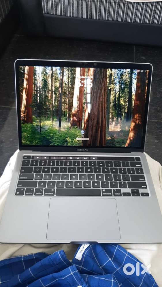 Apple MacBook Pro 2020 13 inch m1