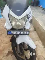 KARIZMA R WHITE
