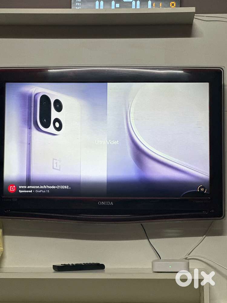 Onida LCD 32 inch display