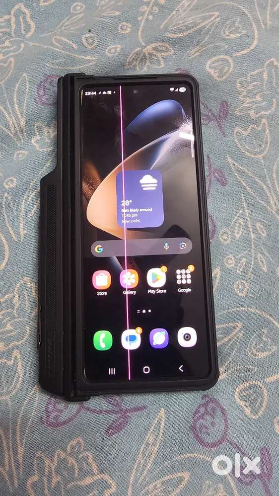 Samsung fold 4