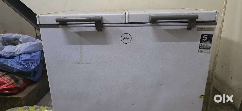 D fridge Godrej