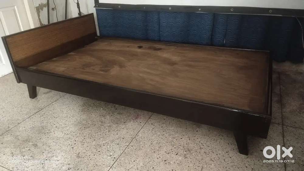 Teak wood single bed