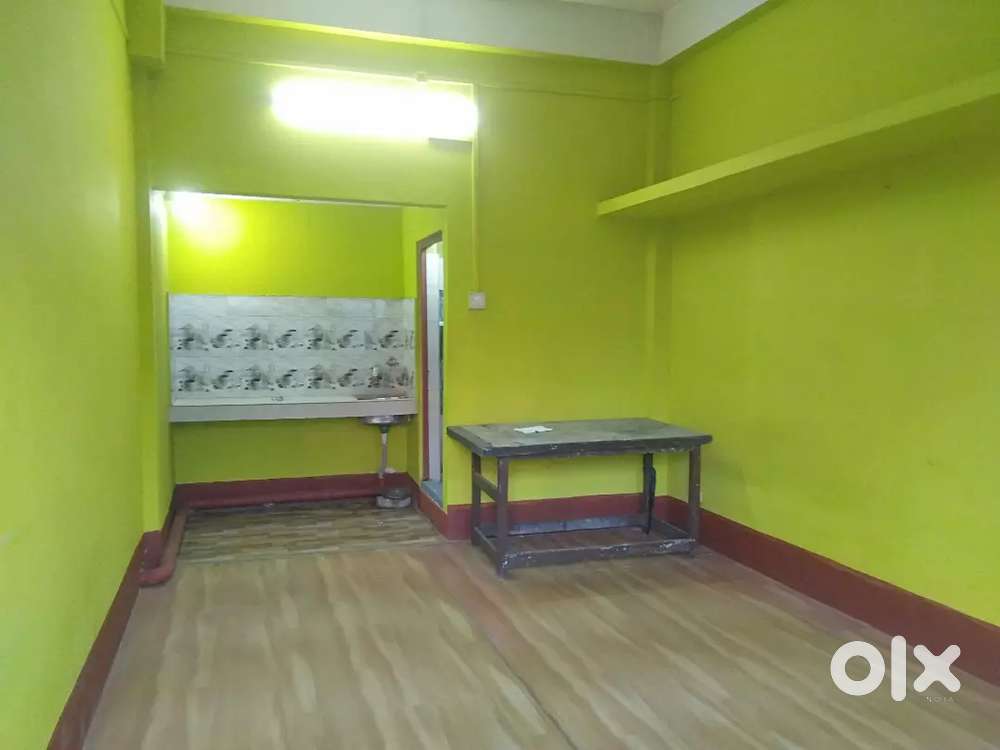 Room rent available at Amolapatty DBR