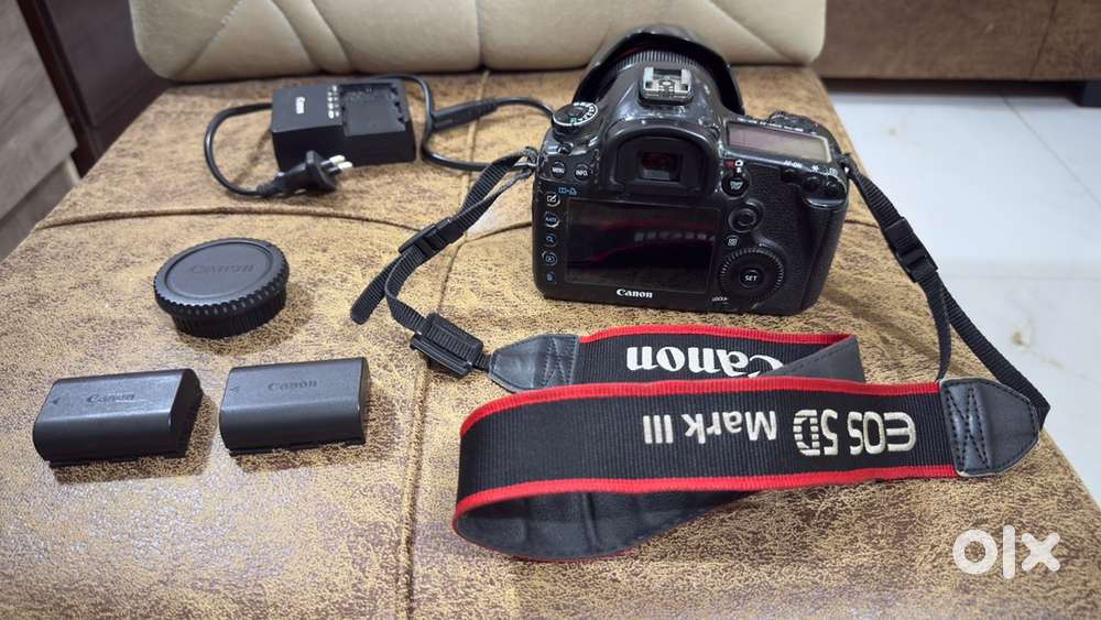 Canon 5D mark 3 Body, 24-105mm lence 50mm1.8 Battry & Charger