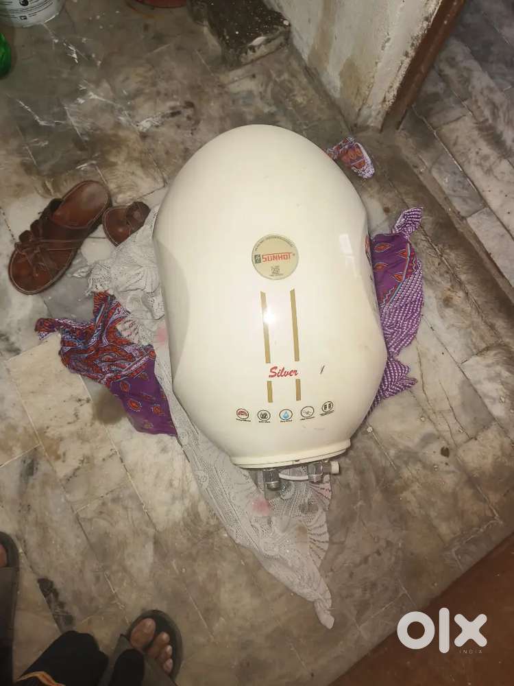 15 litre sunhot gizar very good candision