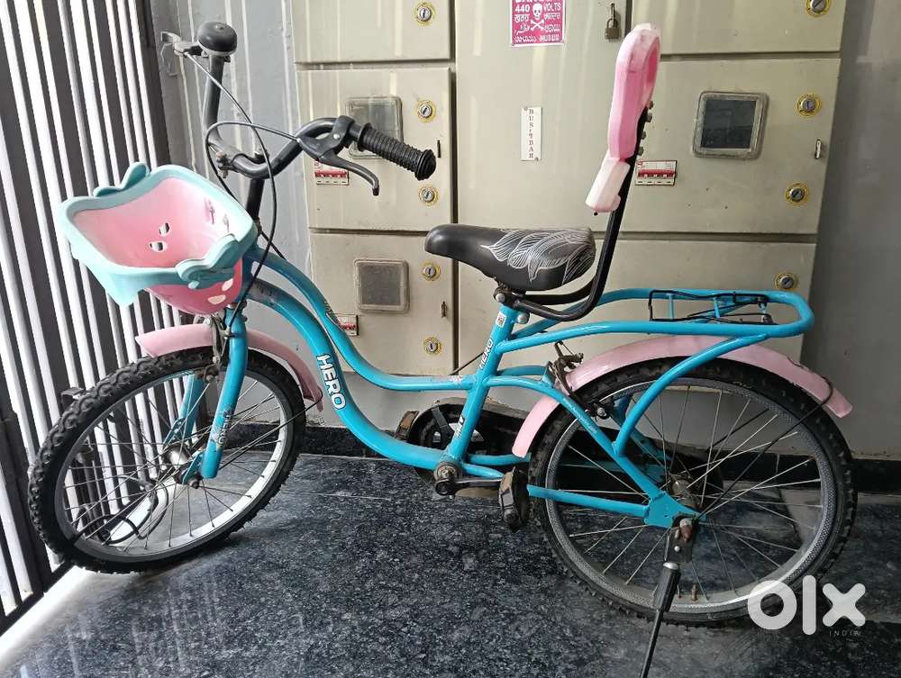 Hero brand bycycle with sporter good condition