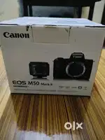 Cannon eos 50mark ii with kit lens EF-M15-45 STM
